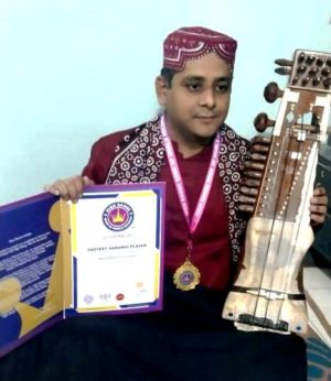 FASTEST SARANGI PLAYER