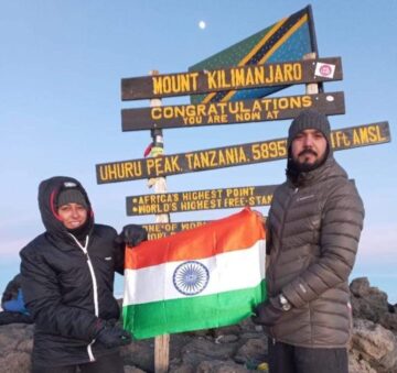 India’s first couple to climb Mt. Kilimanjaro, displayed Indian ...