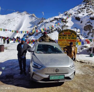FASTEST TO COVER KANYAKUMARI TO KASHMIR IN AN ELECTRIC CAR